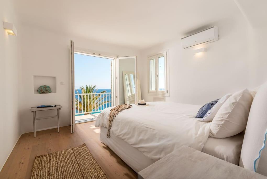 Island Grande In Mykonos Villa